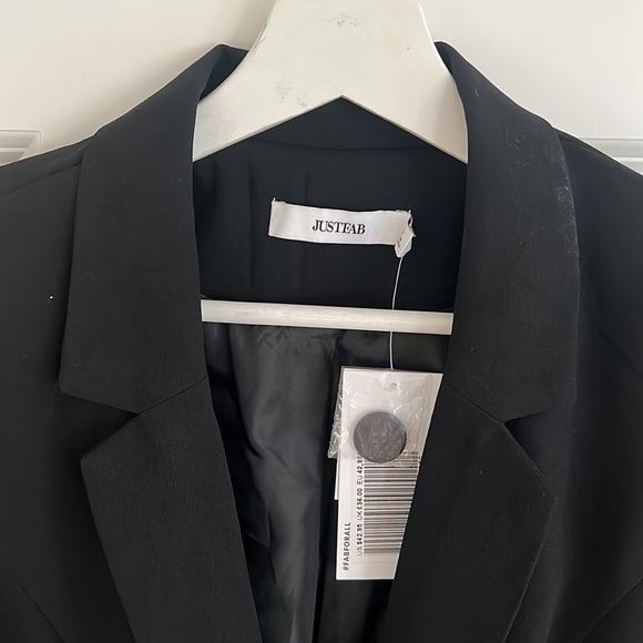 Single button Blazer - Picture 2 of 3